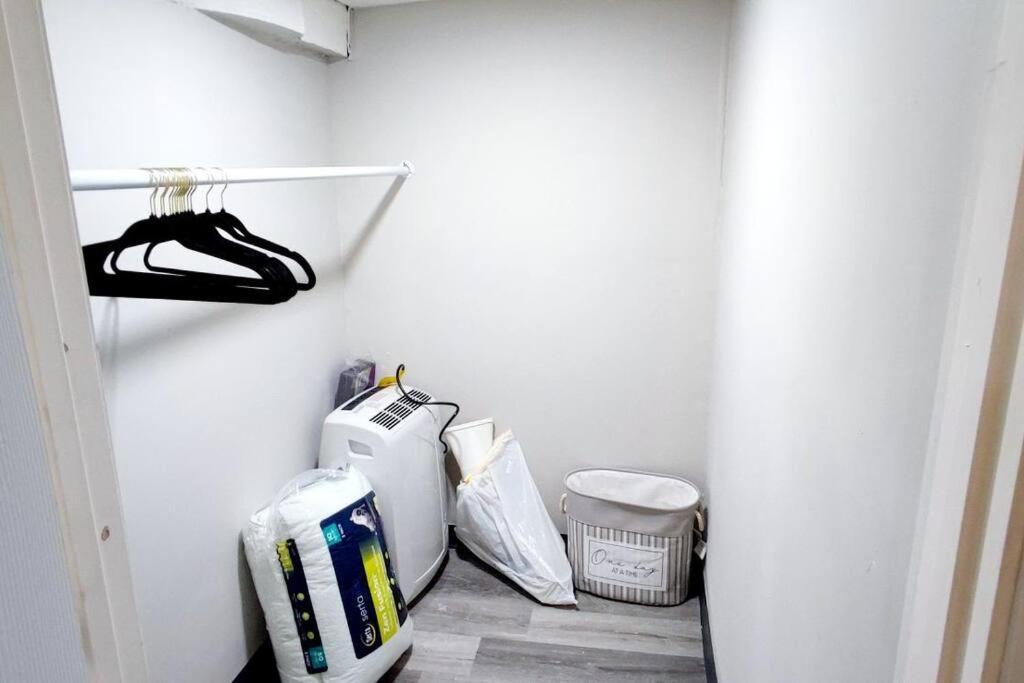 Spacious Suite Close To Downtown Indy/ King Bed Indianapolis Exterior foto