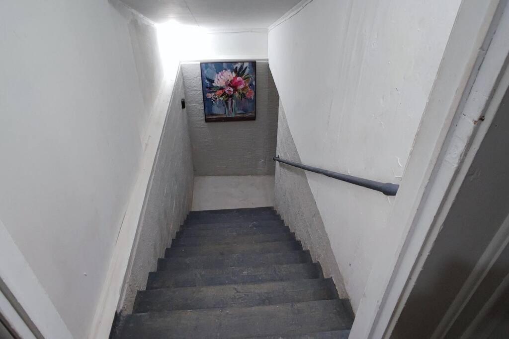 Spacious Suite Close To Downtown Indy/ King Bed Indianapolis Exterior foto